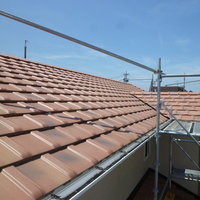 屋根に窓を付けました。のサムネイル